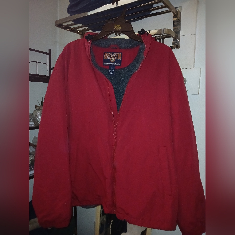 Duluth Trading Co. Red Coat w/Grey Fleece-Like Lining & Hood Size XL